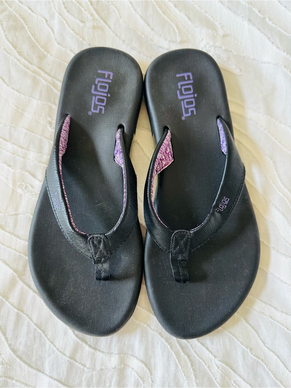 Flojos Black Flip Flop Sandals